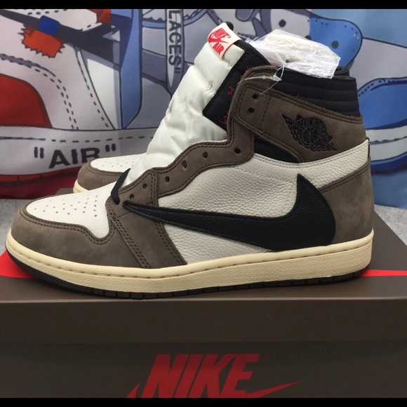 Air Jordan 1 x Travis Scott “Mocha” - Picture 1 of 7